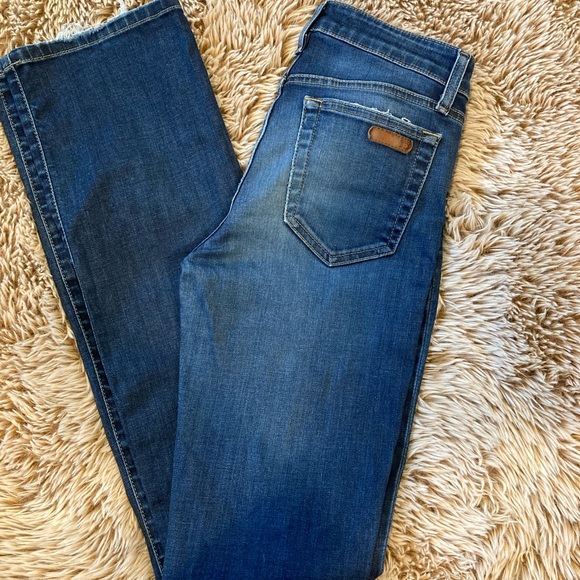 Joe’s Jeans 26 Slim Fit Mini Boot Model - Picture 3 of 7